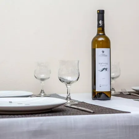 Naxos Premium Apartment Ano Sangrion