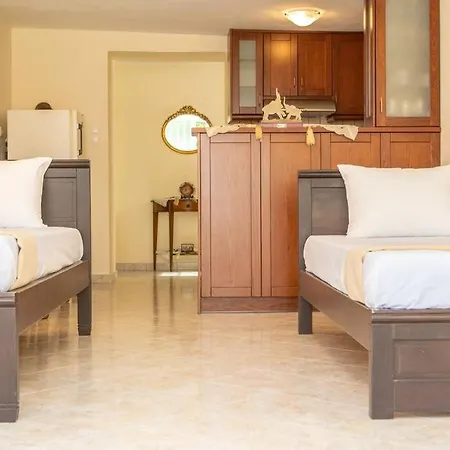 Naxos Premium